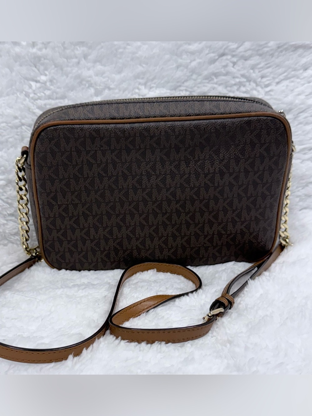 Michael Kors Jet Set Signature MK Brown Crossbody Bag Gold Chain - Picture 4 of 4